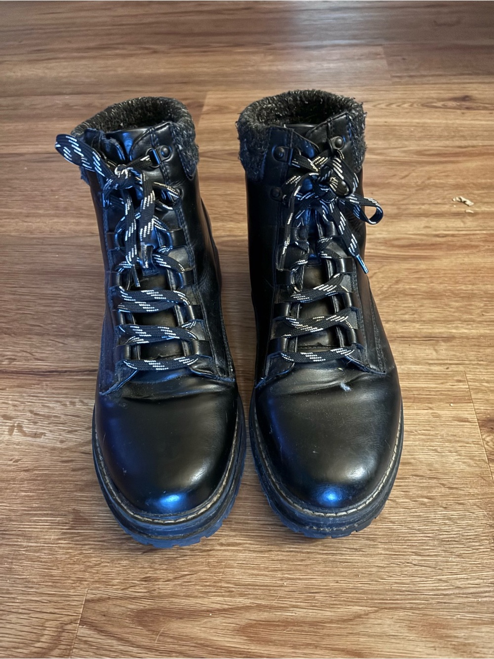 Time and Tru Black Lace-Up Cozy Collar Ankle Boots
